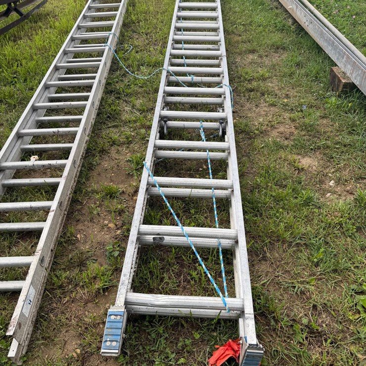 #4043 • Werner Aluminum Extension Ladder