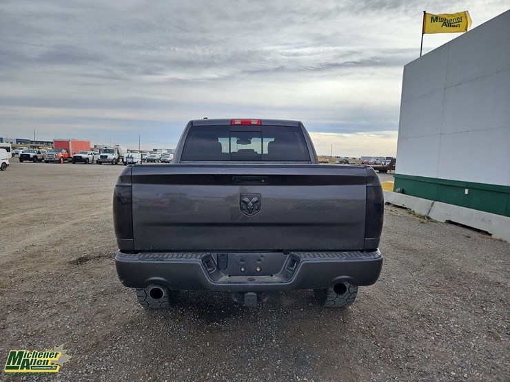 2017-dodge-1500-image-6