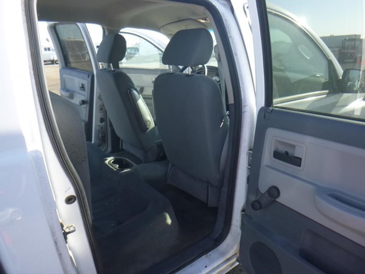 2007-dodge-dakota-image-9