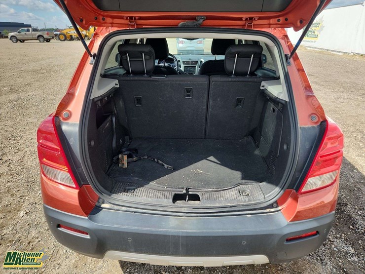 2014-chevrolet-trax-lt-image-15
