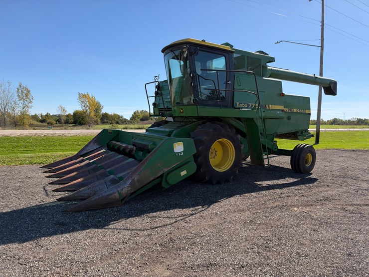 1981-john-deere-7720-image-1