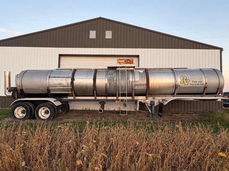 #1735-•-1984-certified-waste-tanker-image-2
