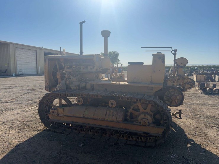 caterpillar-d7-image-6