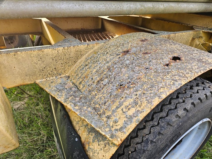 butler-pole-trailer-image-35