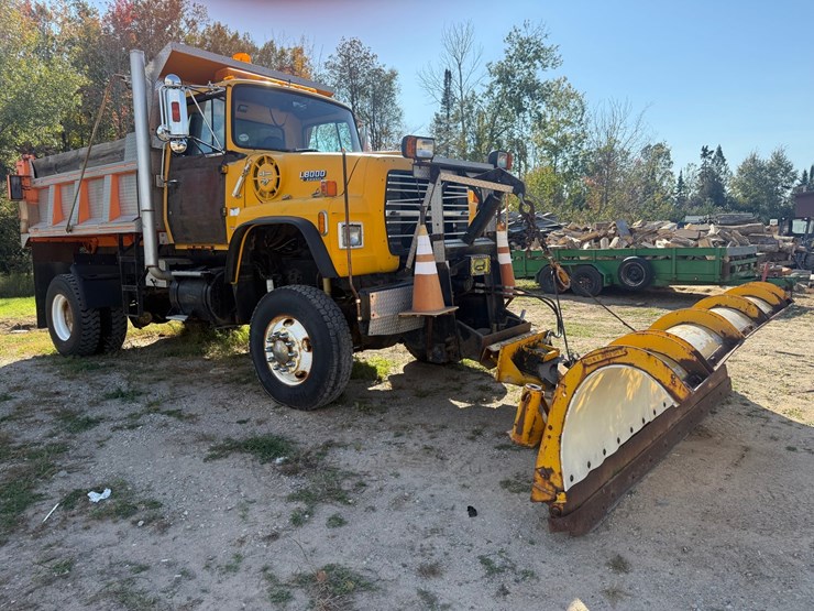 1989-ford-l8000-image-7