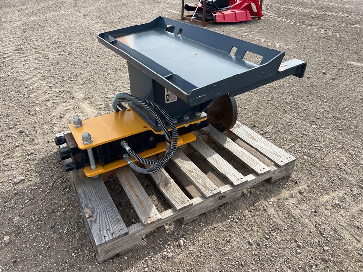 handy-skid-steer-post-pounder-image-1