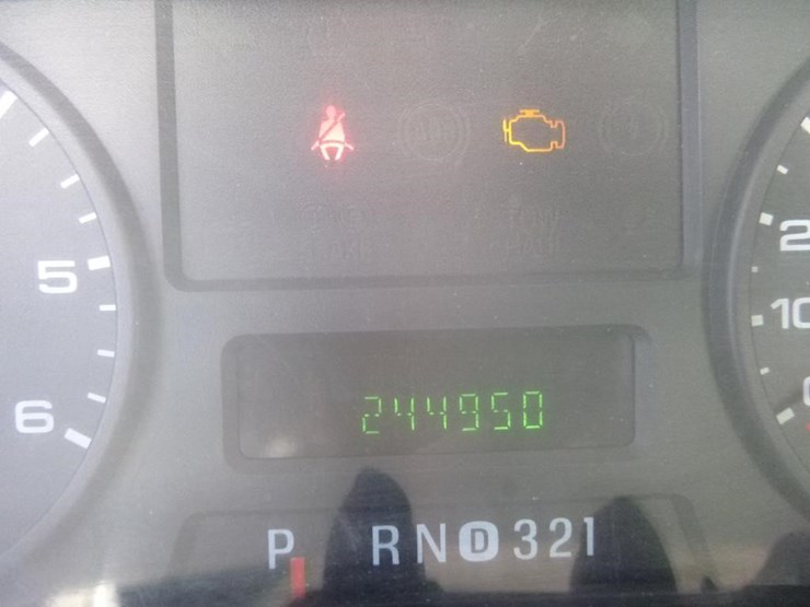 2005-ford-f450-image-24