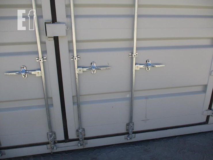 40'-high-cube-shipping-container-image-5