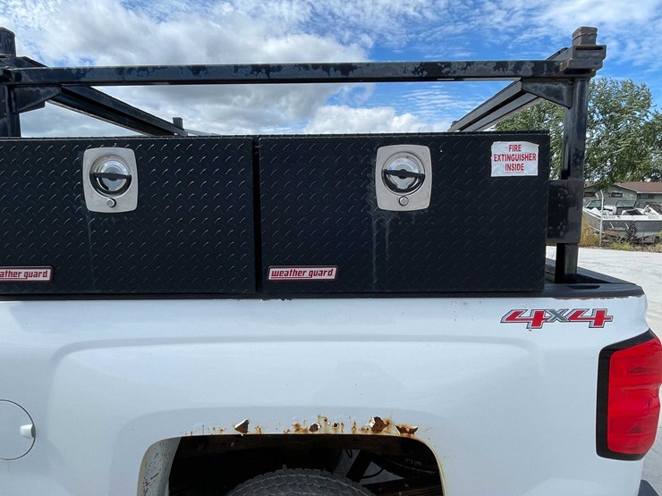 2016-chevrolet-2500-image-21