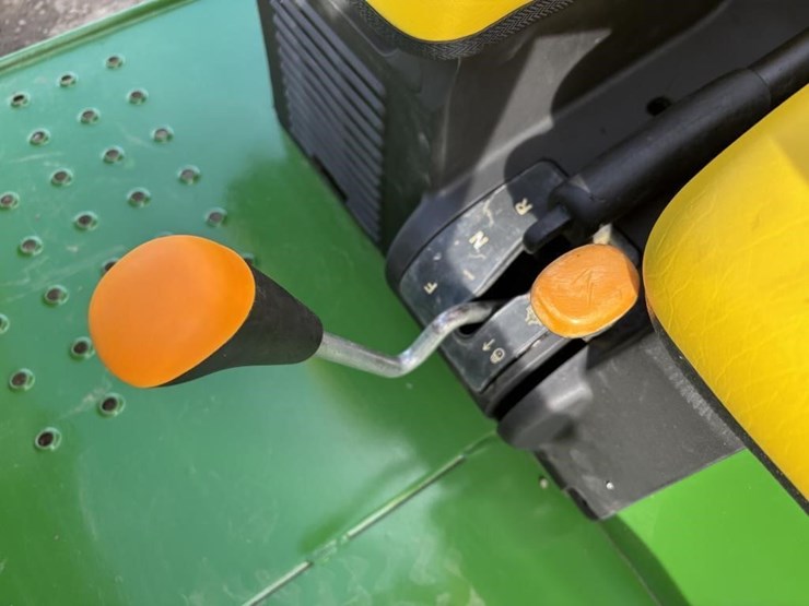 john-deere-gator-ts-image-16