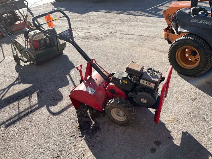 #1851-•-snapper-rear-tine-rototiller-image-1