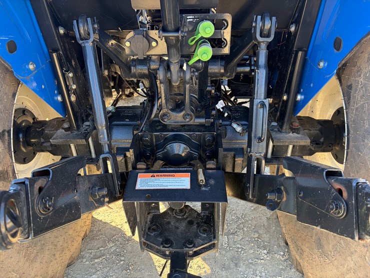 2019-new-holland-workmaster-50-image-16