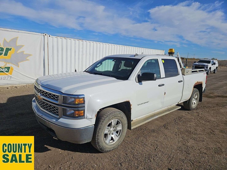 2014-chevrolet-silverado-1500-image-1