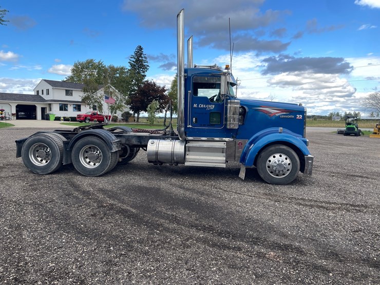 2007-kenworth-w900-image-5