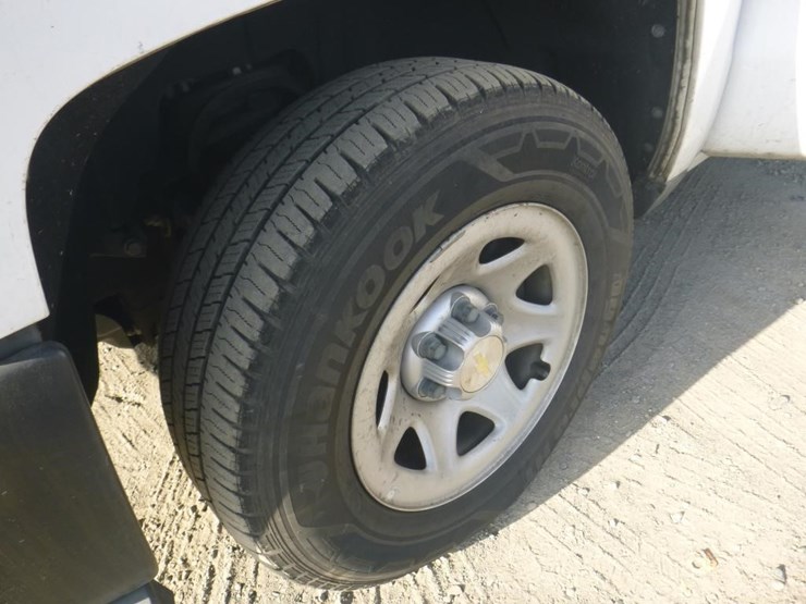 2018-chevrolet-1500-image-11