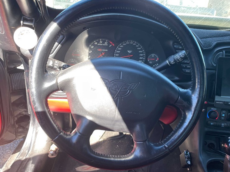 #1789-•-2001-chevy-corvette-(has-wi-title)-image-21
