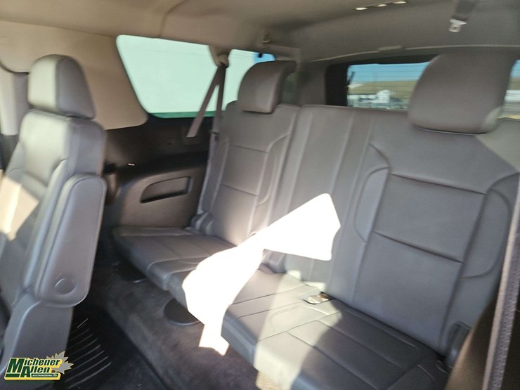 2015-gmc-yukon-xl-denali-image-15