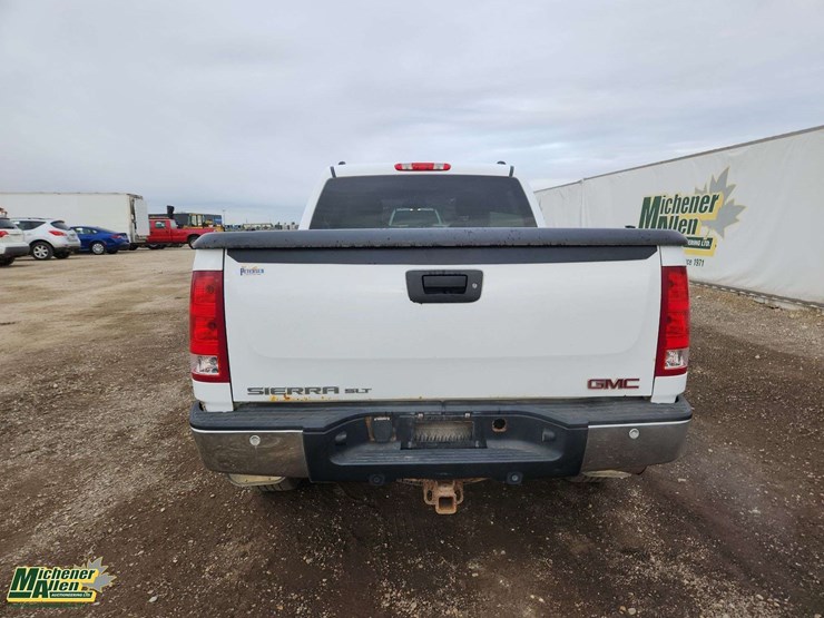 2007-gmc-sierra-1500-image-27