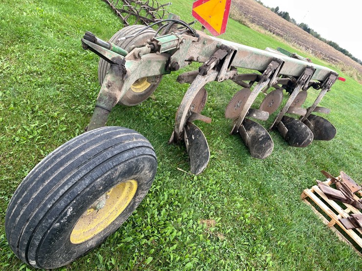 john-deere-2800-image-2