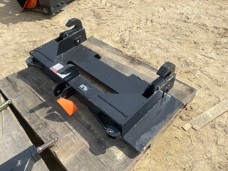 #2041-•-wolverine-skid-steer-quick-tach-rapid-hook-adapter-mount-image-4