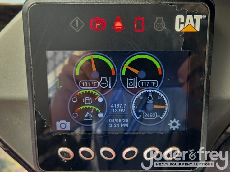 2018-caterpillar-299d2-image-62
