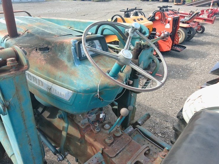 ford-4000-image-7