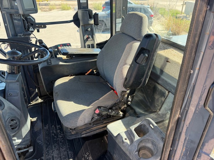 deere-544k-image-60