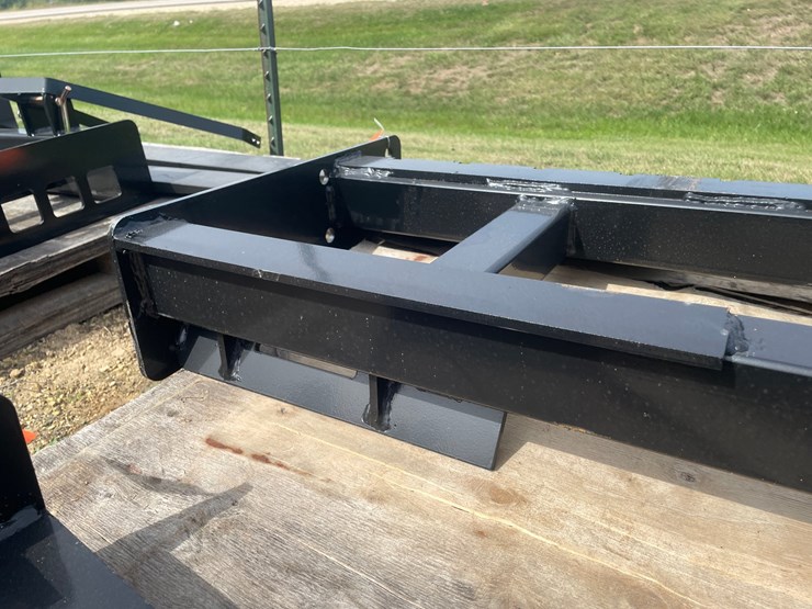 #2036-•-wolverine-skid-steer-pallet-fork-frame-attachment-image-9