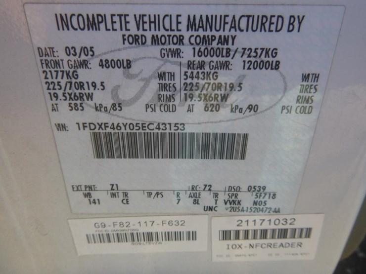 2005-ford-f450-image-24