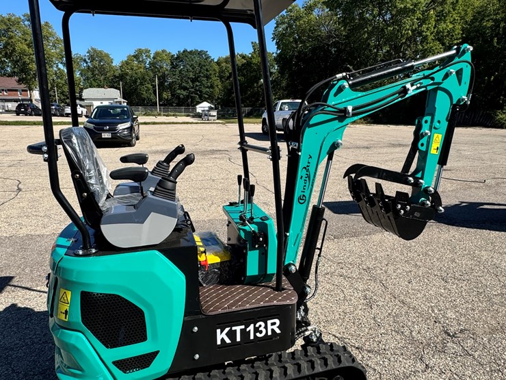 2026-unused-kt13r-mini-excavator-image-1