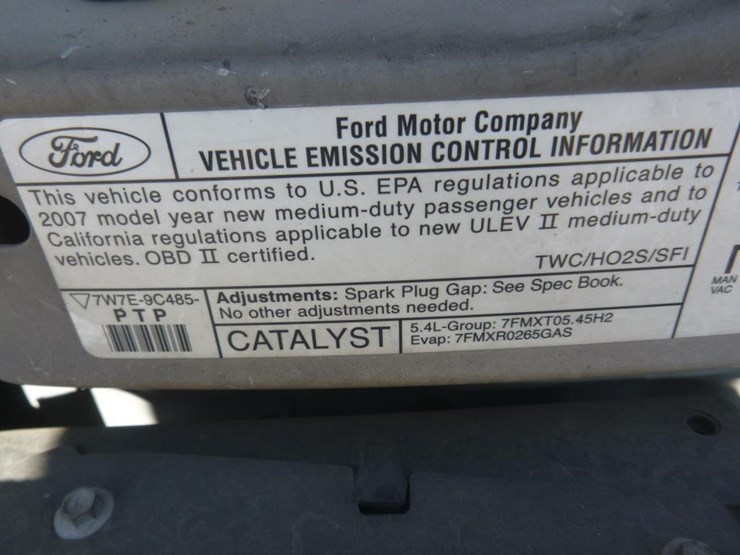 2007-ford-econoline-350-image-13