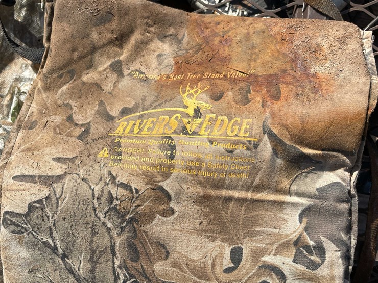 #1826-•-rivers-edge-hunting-tree-stand-image-6
