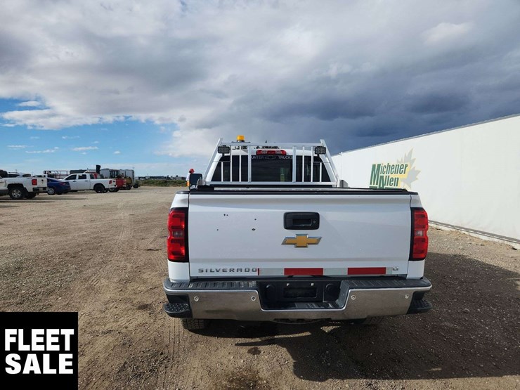2015-chevrolet-silverado-1500-image-23
