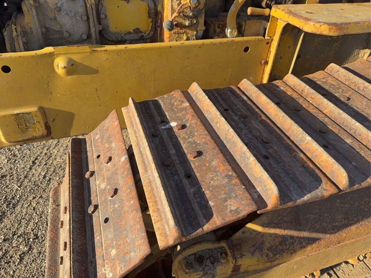 caterpillar-d4-image-11