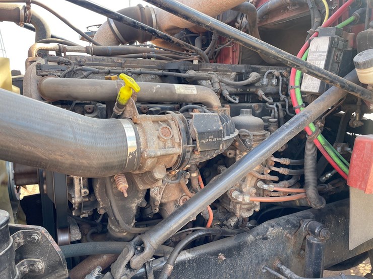 2016-western-star-4900sb-image-57