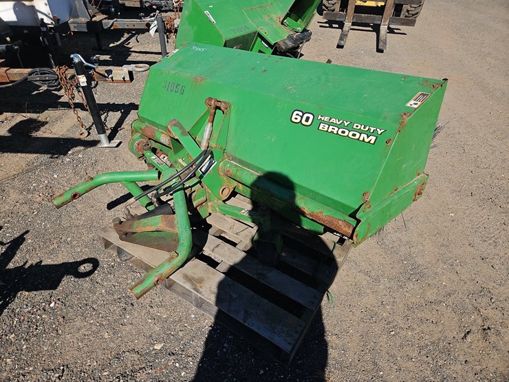 john-deere-1575-image-8