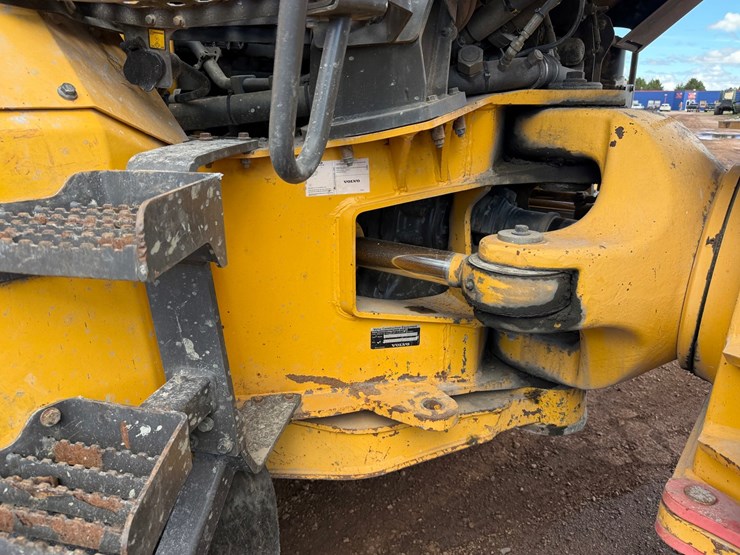 volvo-a35f-image-13