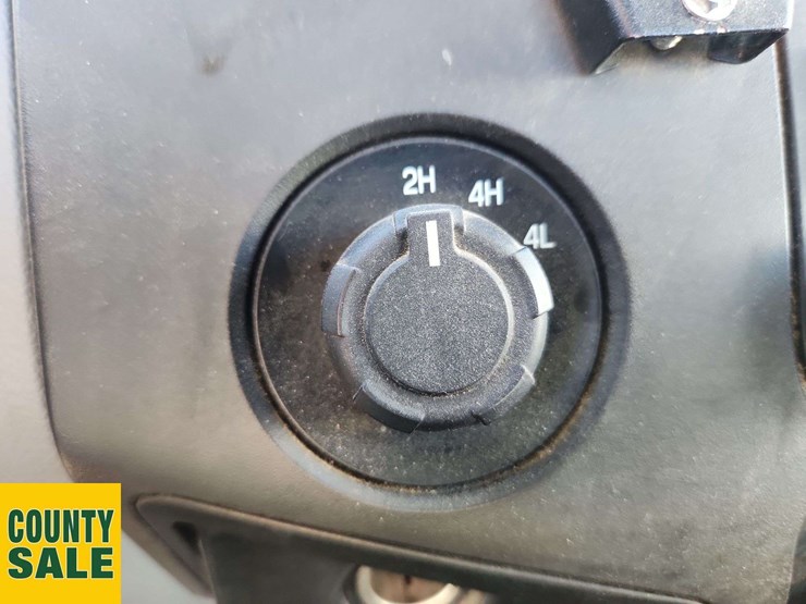2015-ford-f550-image-16