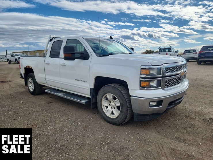 2015-chevrolet-silverado-1500-image-30