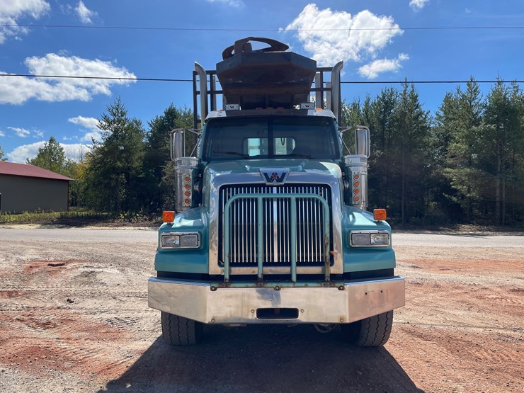2015-western-star-4900sb-image-2