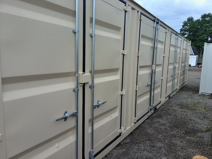 8'x40'x9.5'-high-cube-shipping-container-image-5