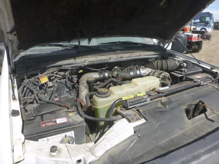 2001-ford-f450-image-16