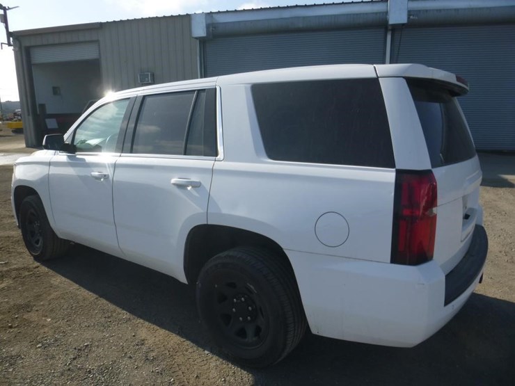 2020-chevrolet-tahoe-image-5