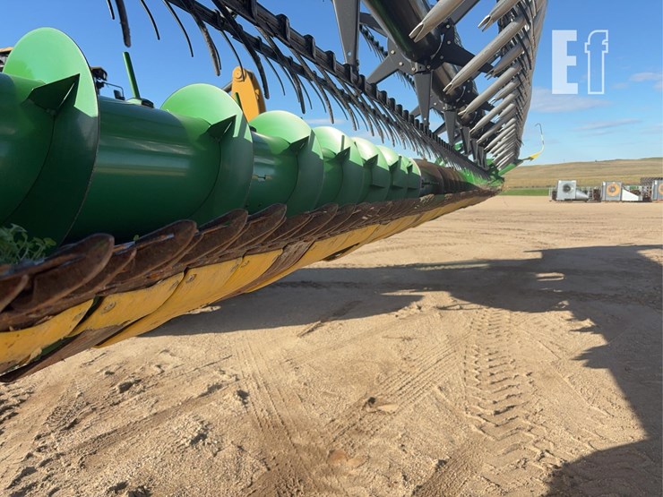 2013-john-deere-635f-image-29