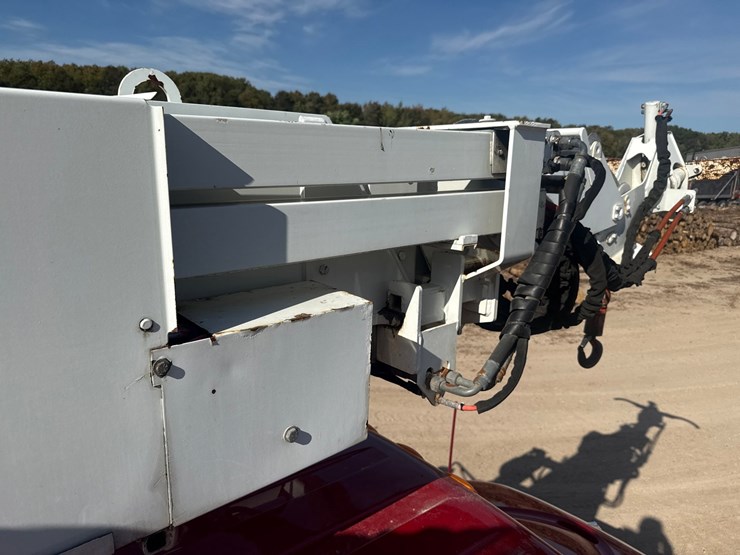 2015-versalift-vxd50-image-70