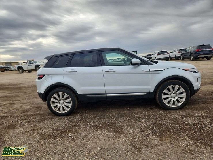 2015-land-rover-range-rover-evoque-image-7