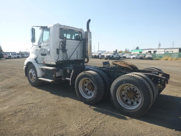 2012-international-prostar-image-4