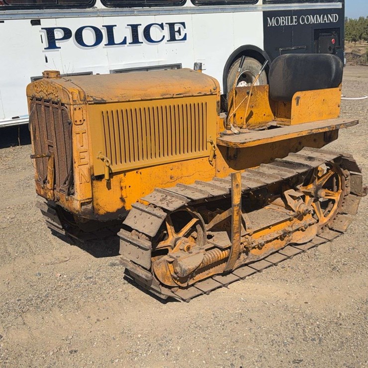 Caterpillar Ten