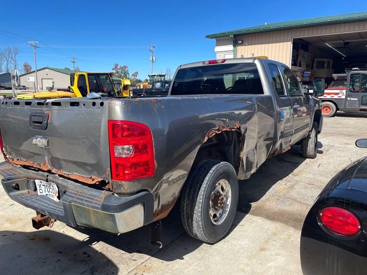 2008-chevrolet-2500-image-4