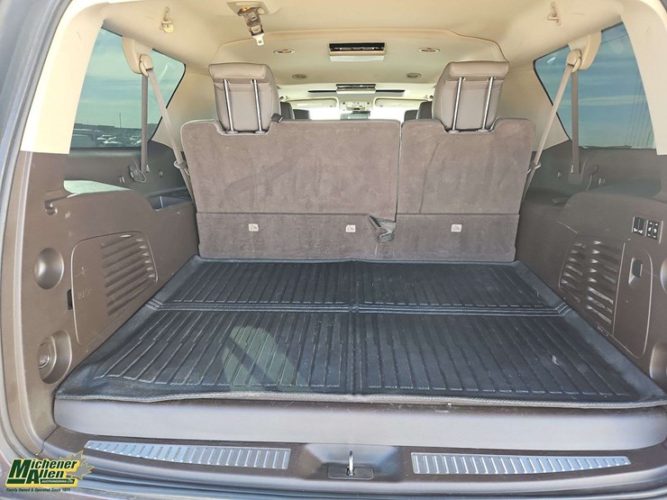 2015-gmc-yukon-xl-denali-image-16